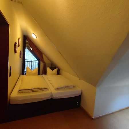 Panorama Oase Ferienwohnung Mit Blick Auf Mosel Und Reichsburg Cochem Exteriör bild